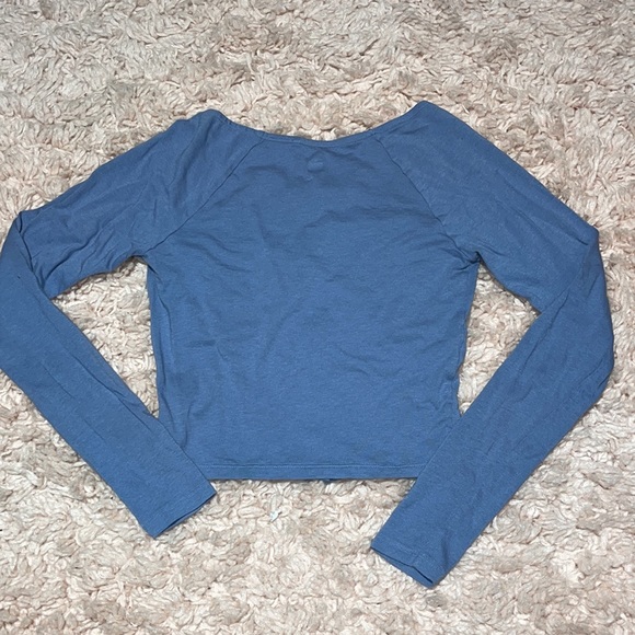 Women’s Me To We Blue Long Sleeve Buster Button Down Crop Top S - Picture 4 of 9
